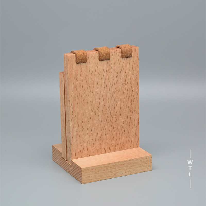 solid wood，desk clock，Clock，desktop，Beech，Retro，Ornaments，wooden ，