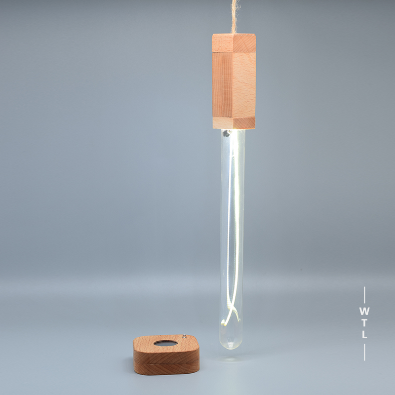 a chandelier，Atmosphere lamp，Decorative lamp，solid wood，wooden ，lamp，Retro，