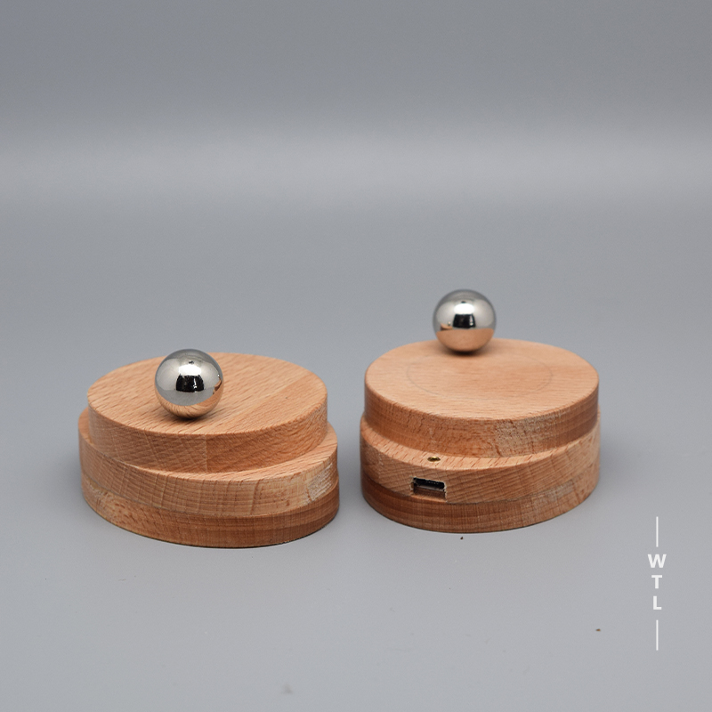 Beech，Interactive toys，Ornaments，magnetic ball，magnet，wooden ，Small ball，Movable，