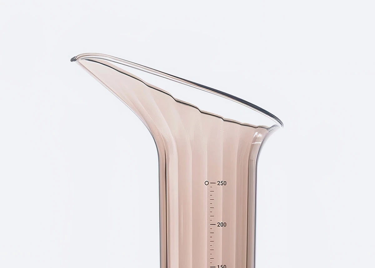 glass，tableware，Cocktail measuring cup，Kitchen supplies，