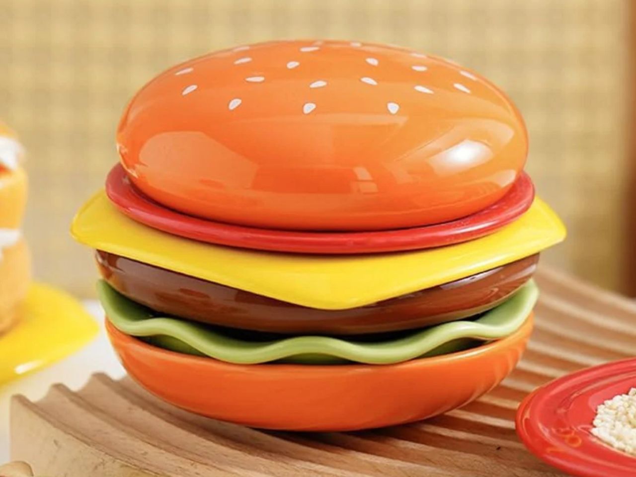 Creative tableware，ceramics，Kitchen supplies，Hamburg shape，Cheeseburger，