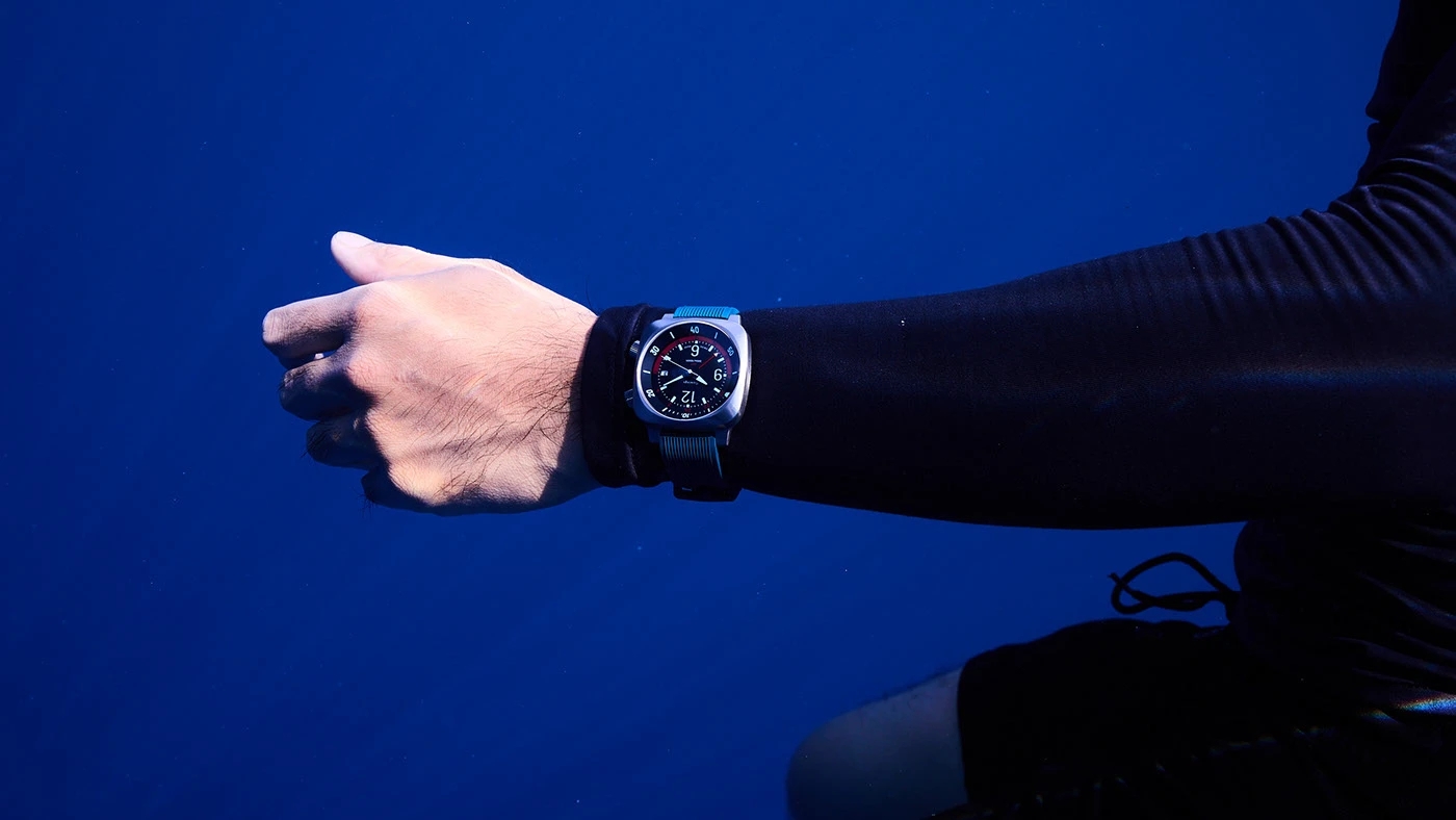 Katapult，Sellita SW330，Superior Swiss Watch，Mechanical movement，Titanium metal，