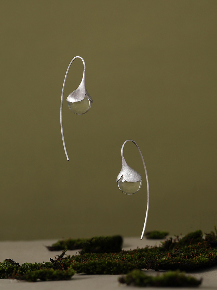 Morning dew，Crystal earrings，Natural white crystal，Girlfriend gift，Good thing recommendation，Original niche jewelry recommend，natural forest system，Valentine's Day gift，