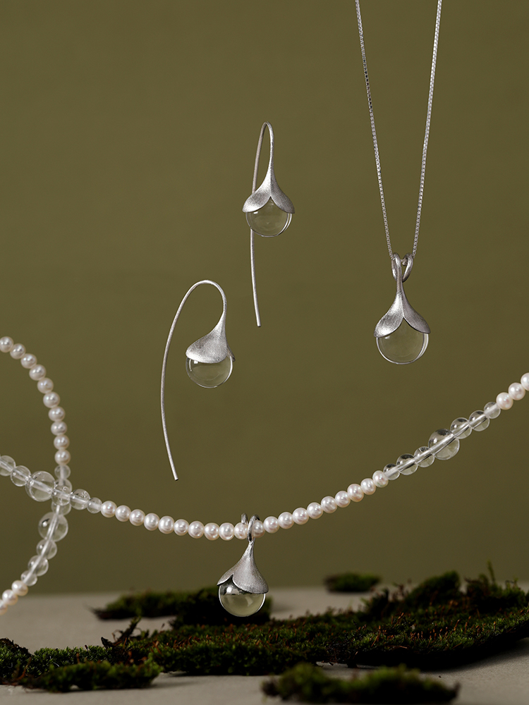 Morning dew，Crystal earrings，Natural white crystal，Girlfriend gift，Good thing recommendation，Original niche jewelry recommend，natural forest system，Valentine's Day gift，