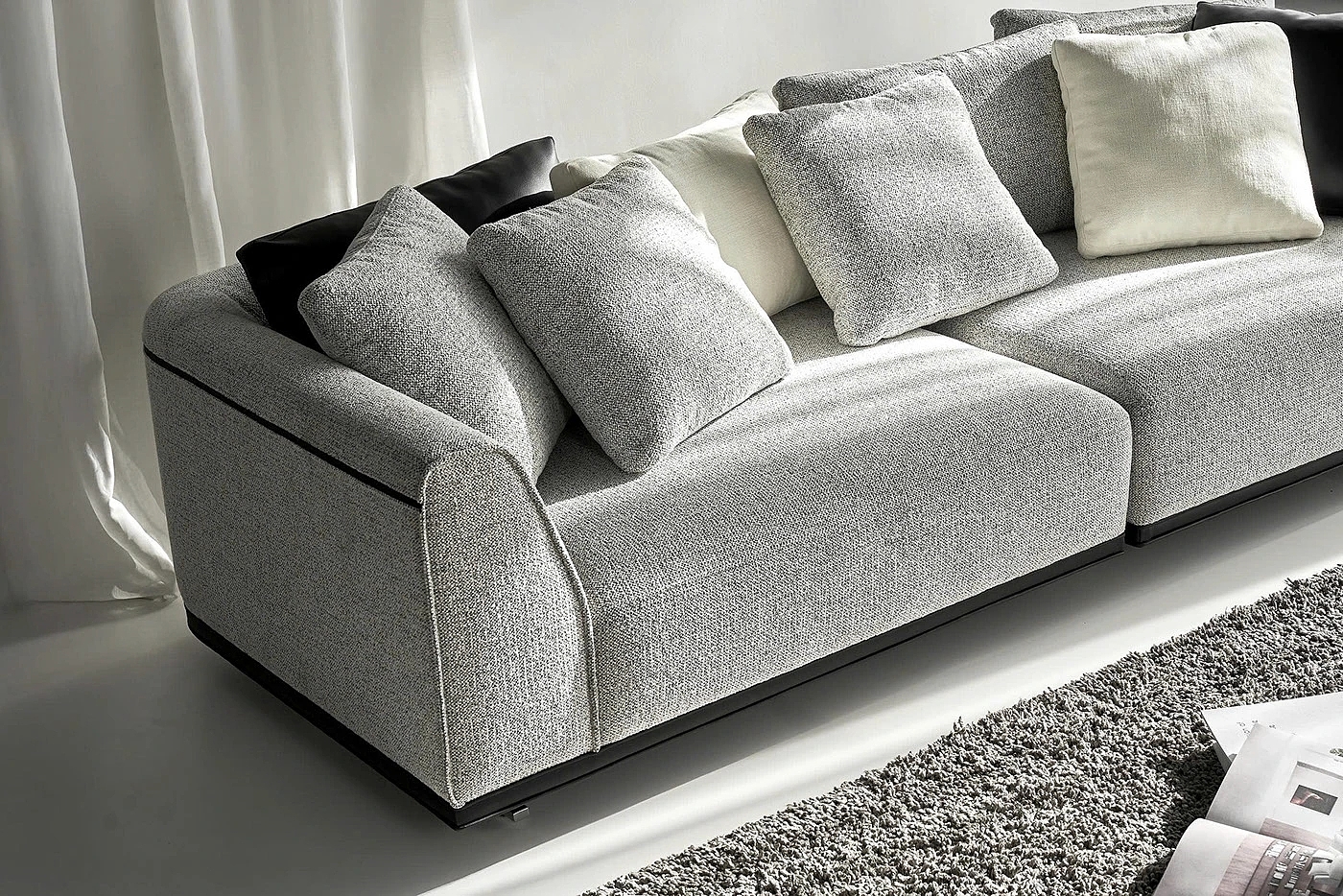 aurora，sofa，Italian design，tactile experience，Leatherwear，