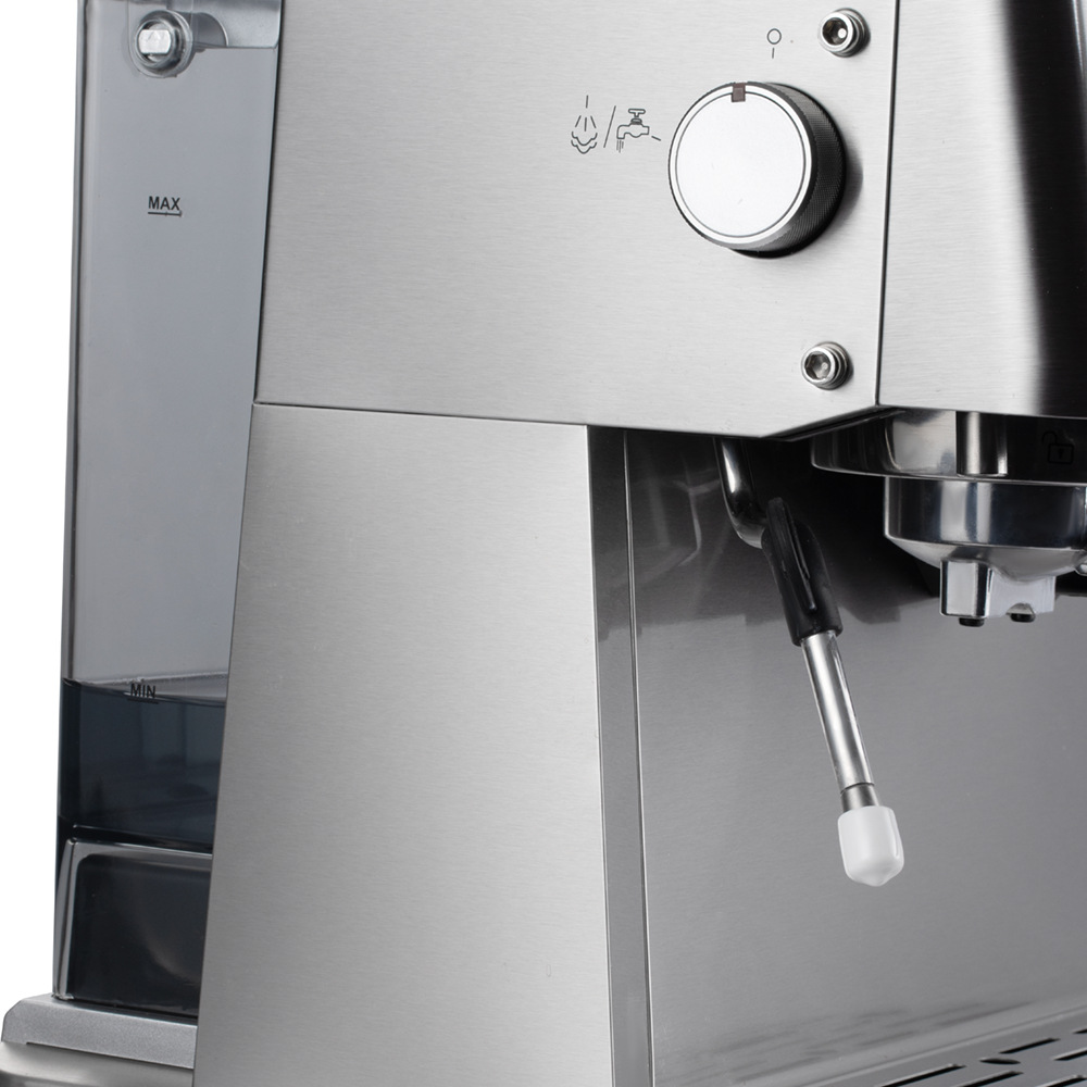 Coffee machine, grinding, brewing, boiler, extraction，