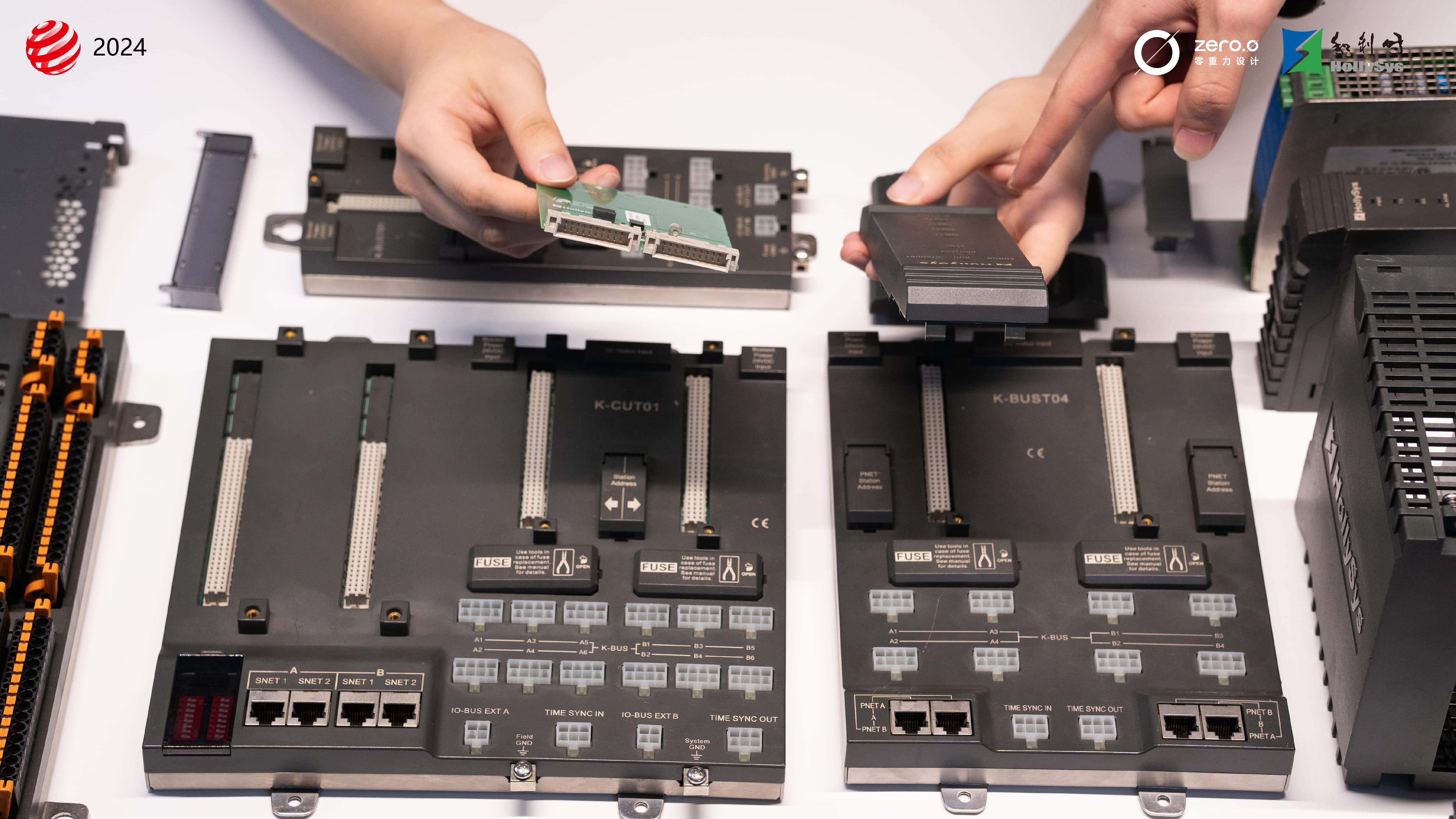 Heshe，industrial equipment ，Industrial Control，industrial optical bus，industrial design，Intelligent IO，