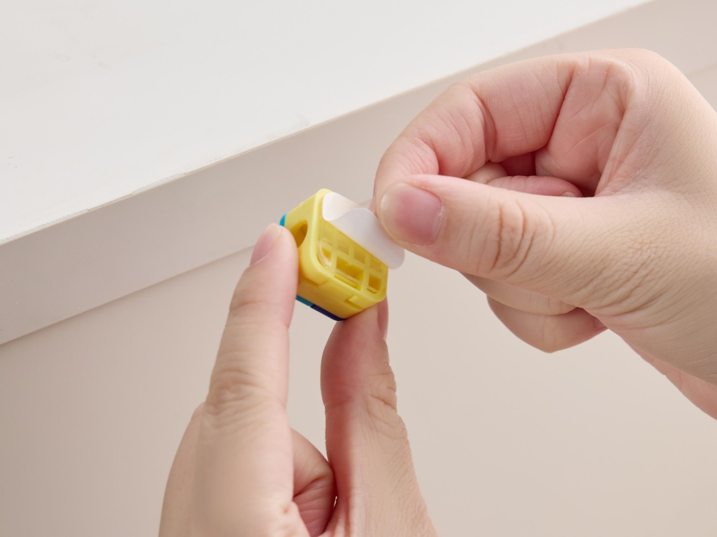 Bold color matching fashion tide play，Digital peripheral，Storage and sorting，Winding wire organizer，