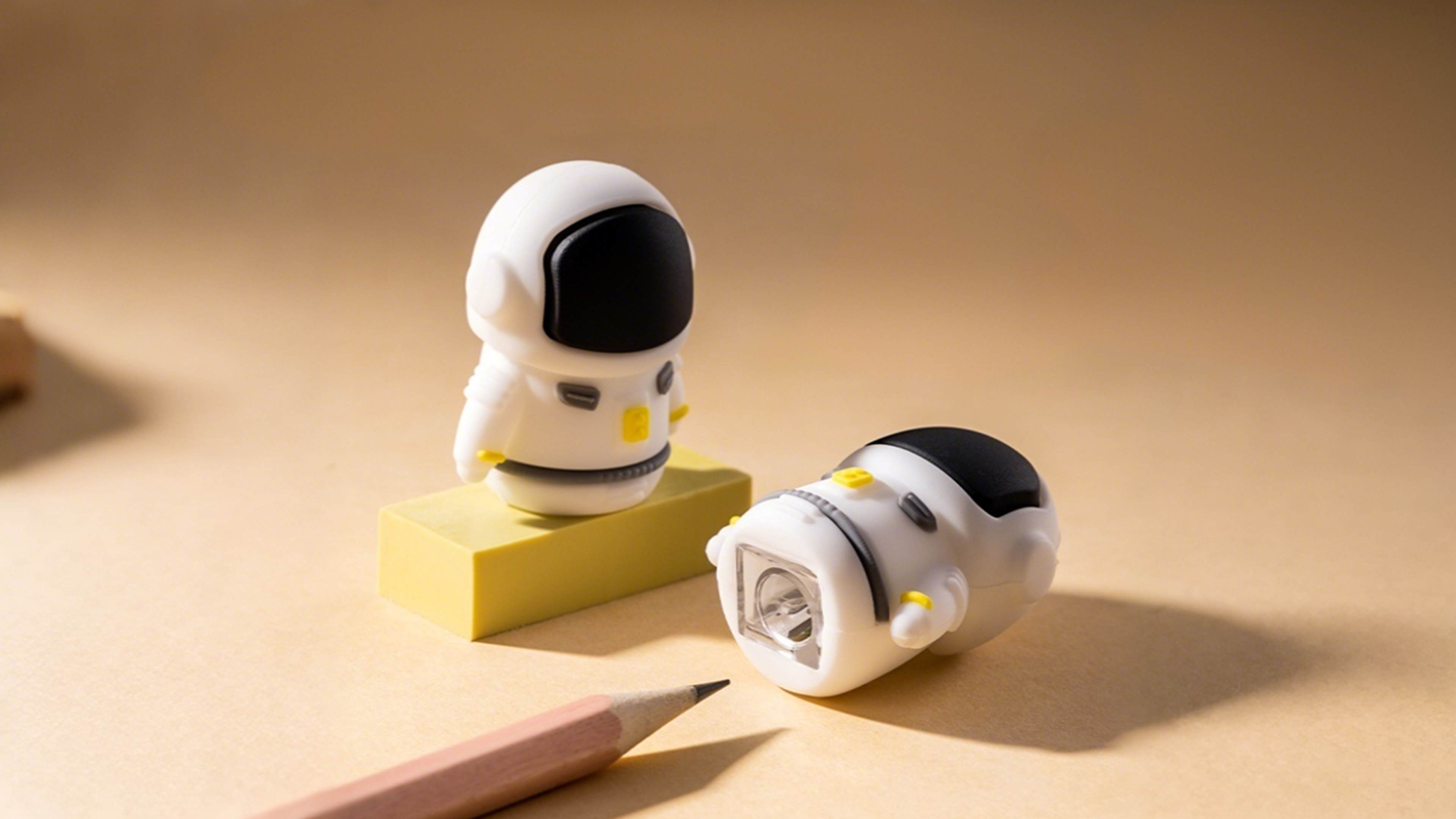 Stationery design，pencil sharpener，astronaut，astronaut，