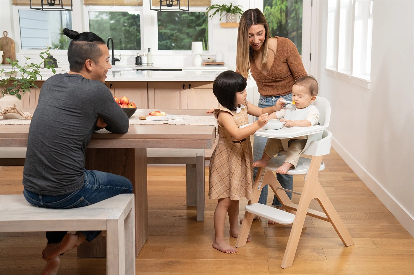 Mockingbird，High chair，furniture，chair，