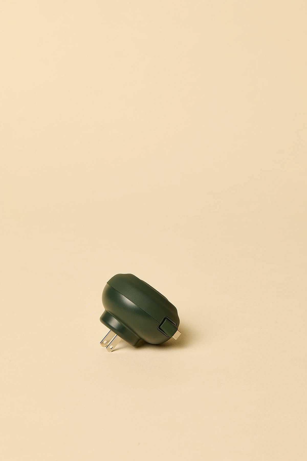 Counterpart，Charger，electronic product，Digital accessories，