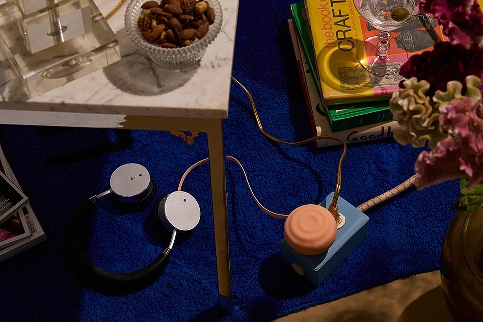Counterpart，Charger，electronic product，Digital accessories，