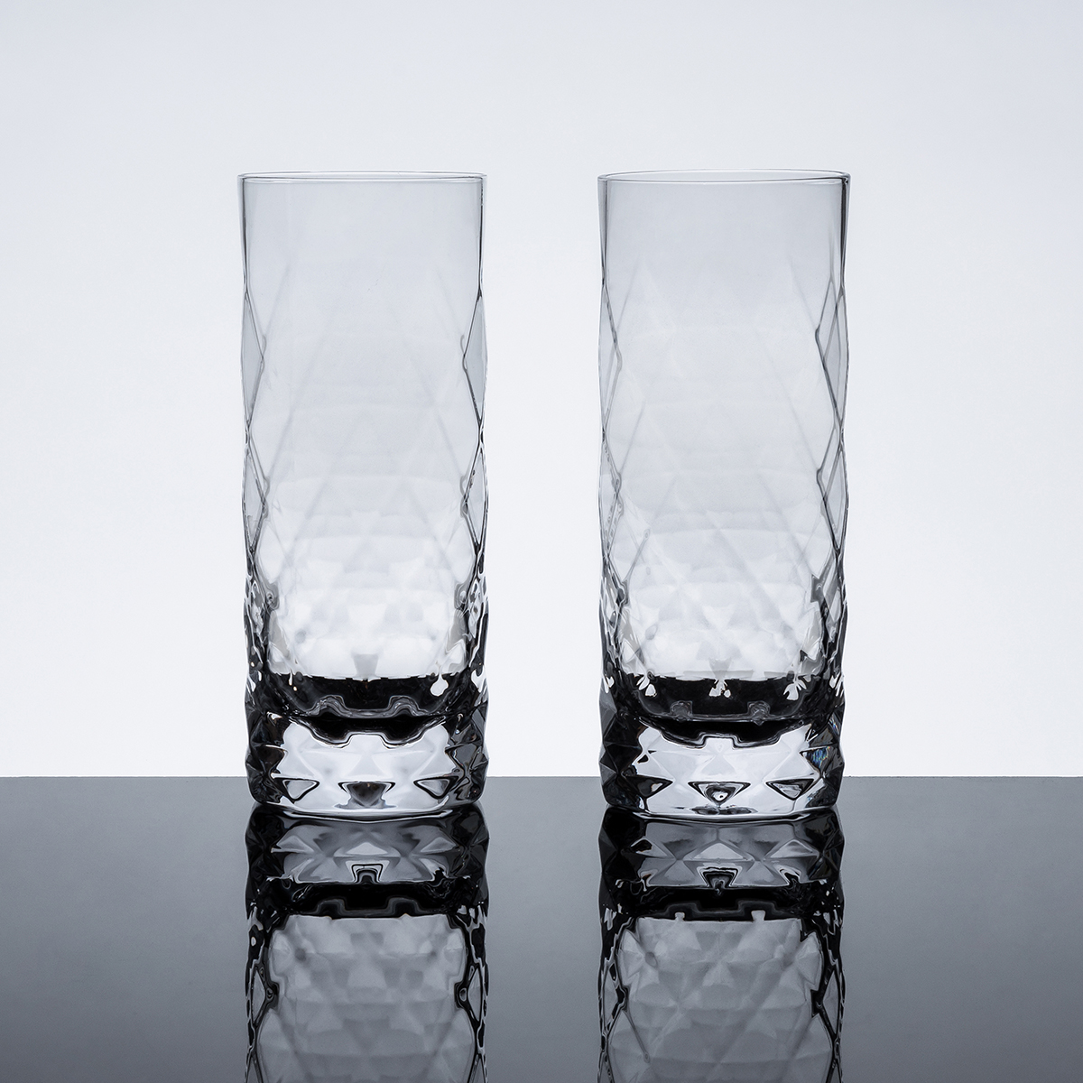 灵感来自宝石切割的传统吹制玻璃器皿gemcrystalglassware