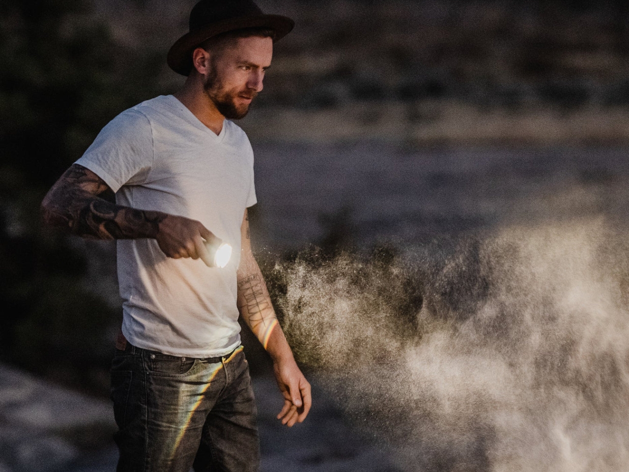 Barebones，Flashlight，Outdoor equipment，Lighting tools，