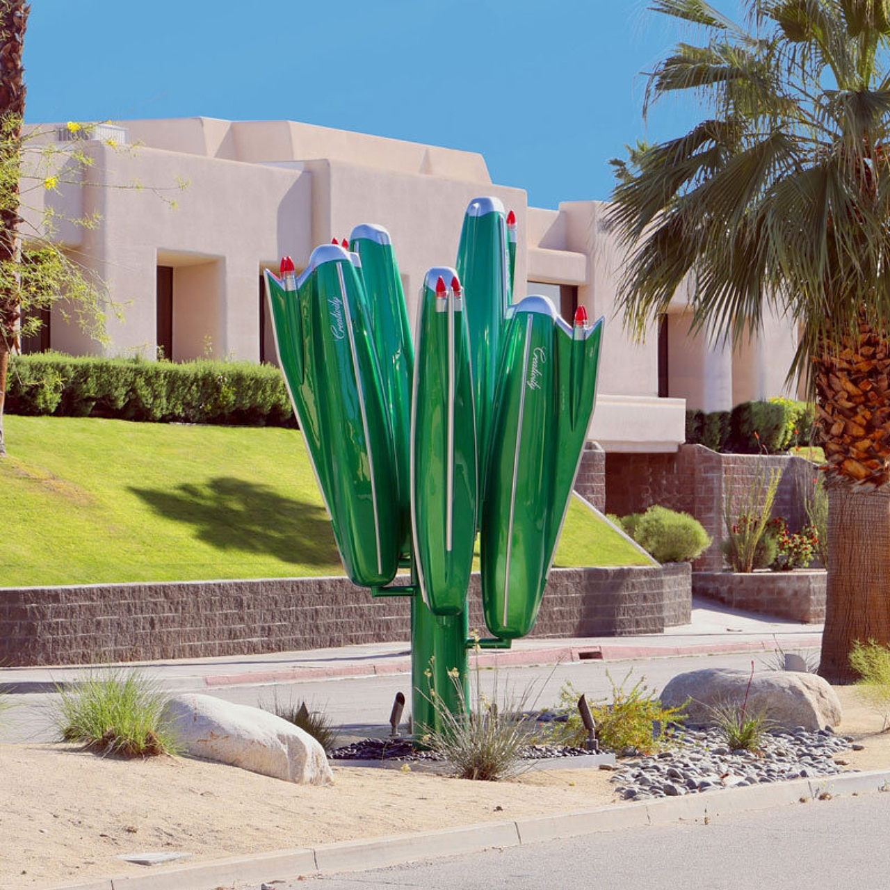 Switzerland，Cadillactus，Industrial waste，Desert Art，Palm Springs，