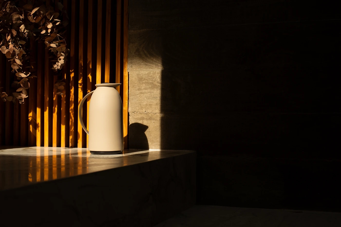 graphic design ，Brand promotion，Logo Design，Invicta，