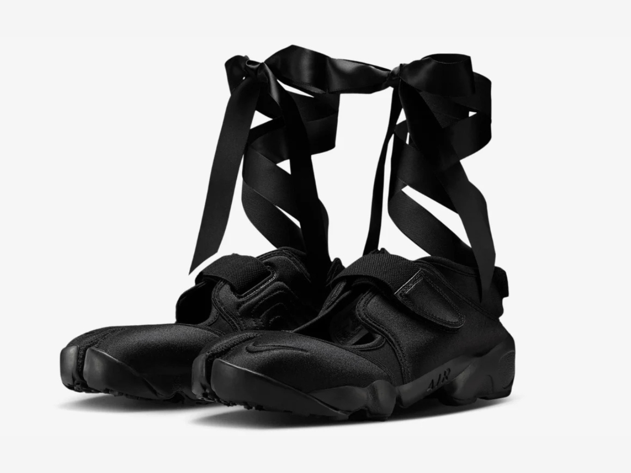 Rift Black Swan，Ballet shoes，Removable ribbon，Street Fashion，split-toe shoes，