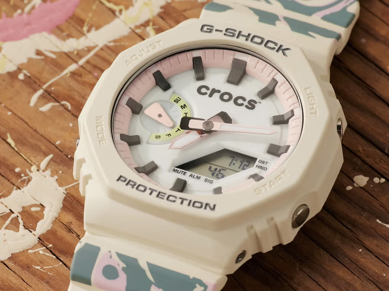 G-SHOCK × Crocs，Luminous Cave Shoes，G-SHOCK × Crocs，Modular wear，Marbling，Luminous Cave Shoes，Modular wear，Marbling，