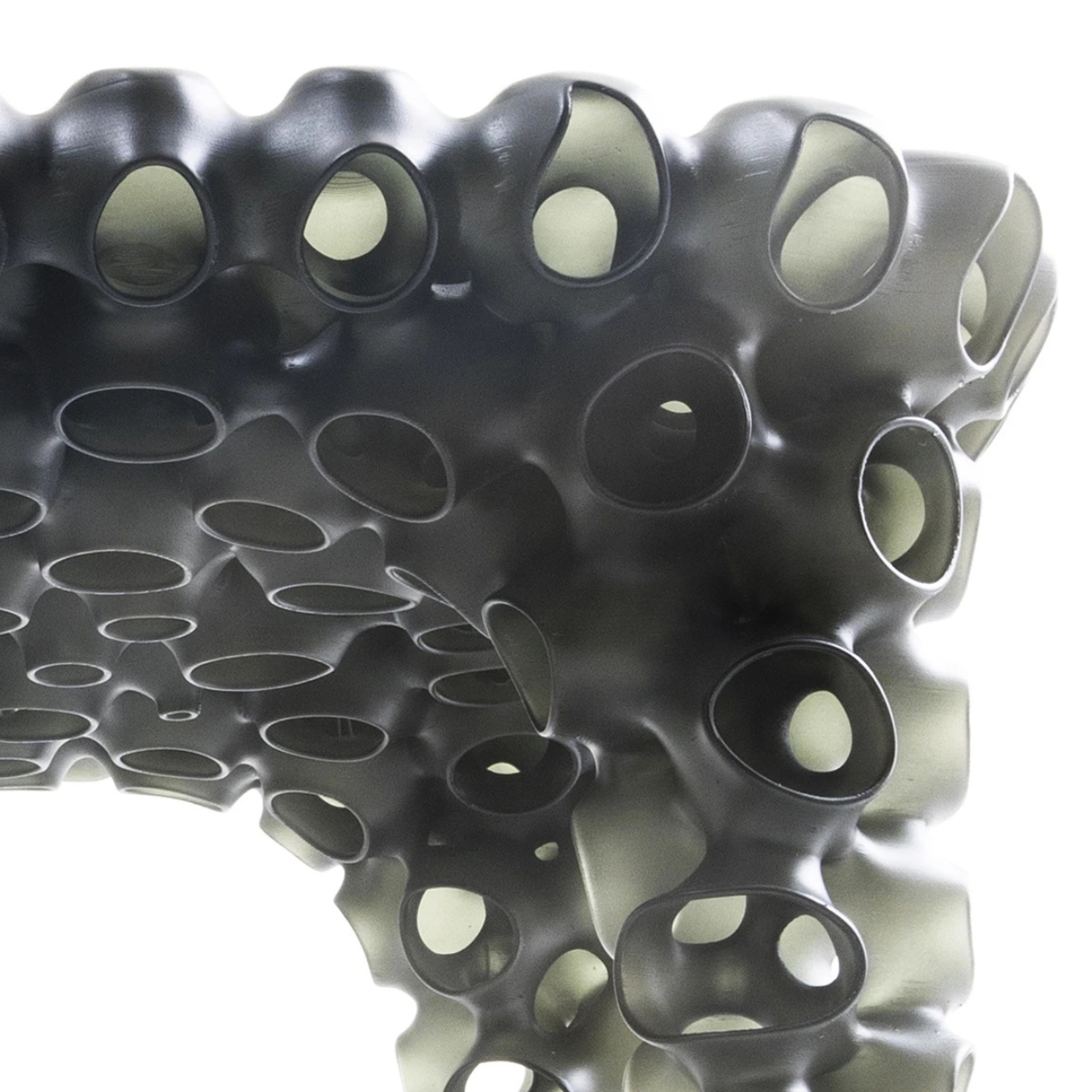 Spherene，Material innovation，industrial design，Side table，EPP，