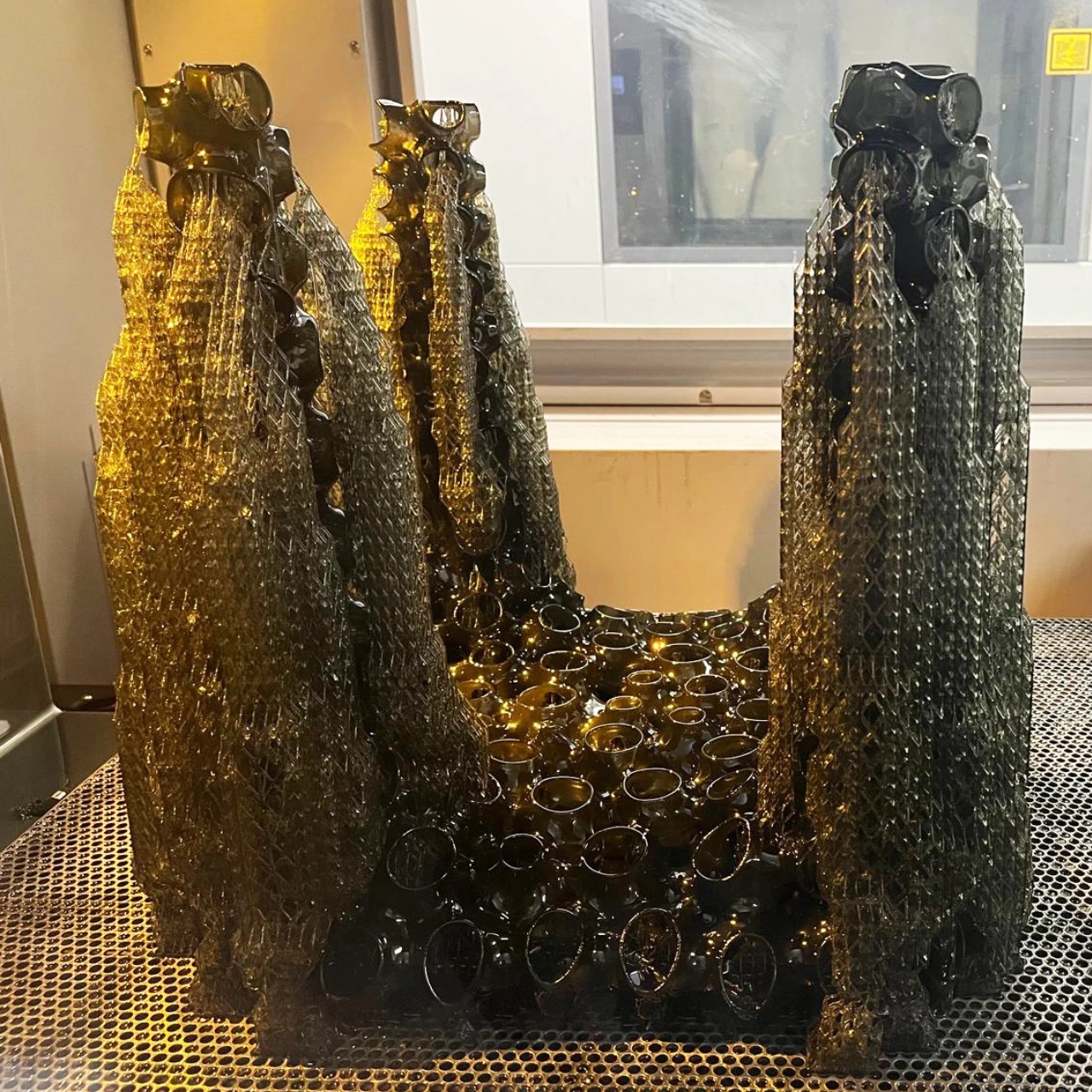 Spherene，Material innovation，industrial design，Side table，EPP，