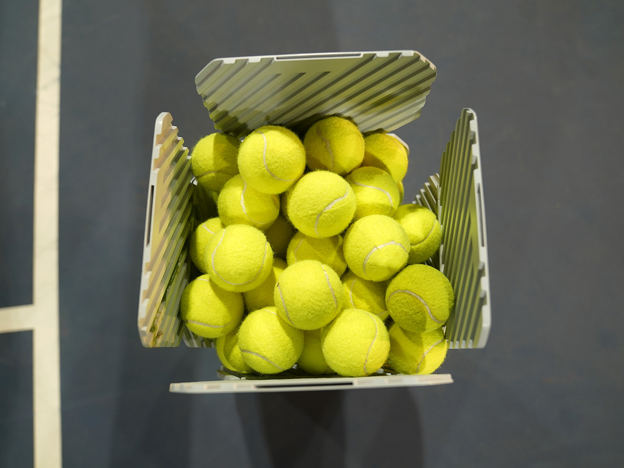 Service machine，Tenniix，train，Sports technology，