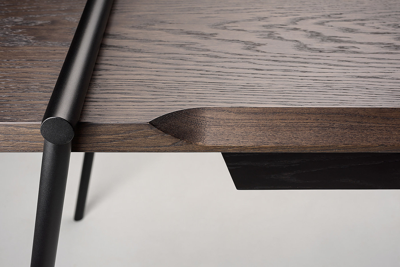 desk，Dark，woodiness，Simplicity，