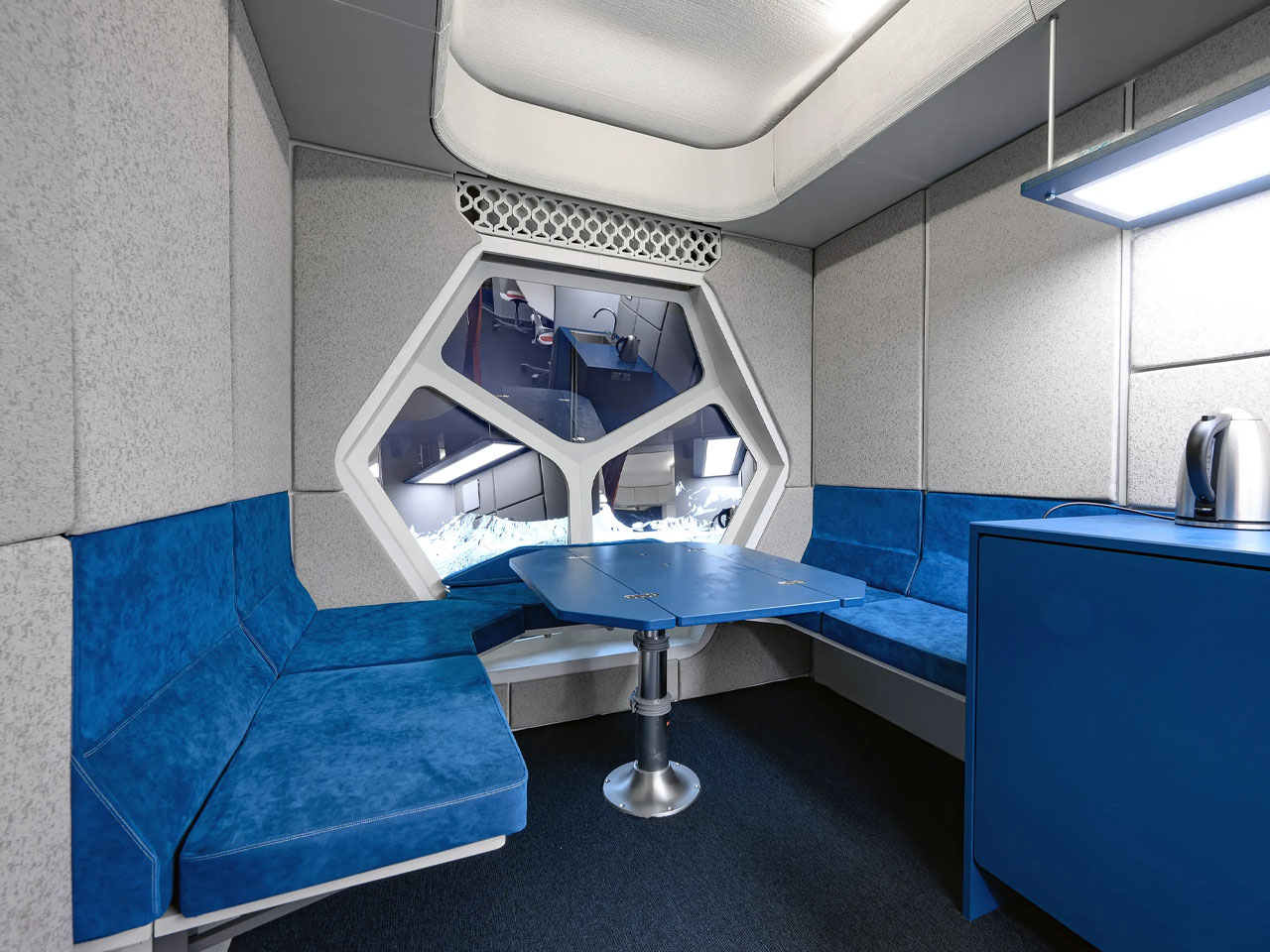 The Moon Training，Flexhab，luna，prefabricated container，Space life，