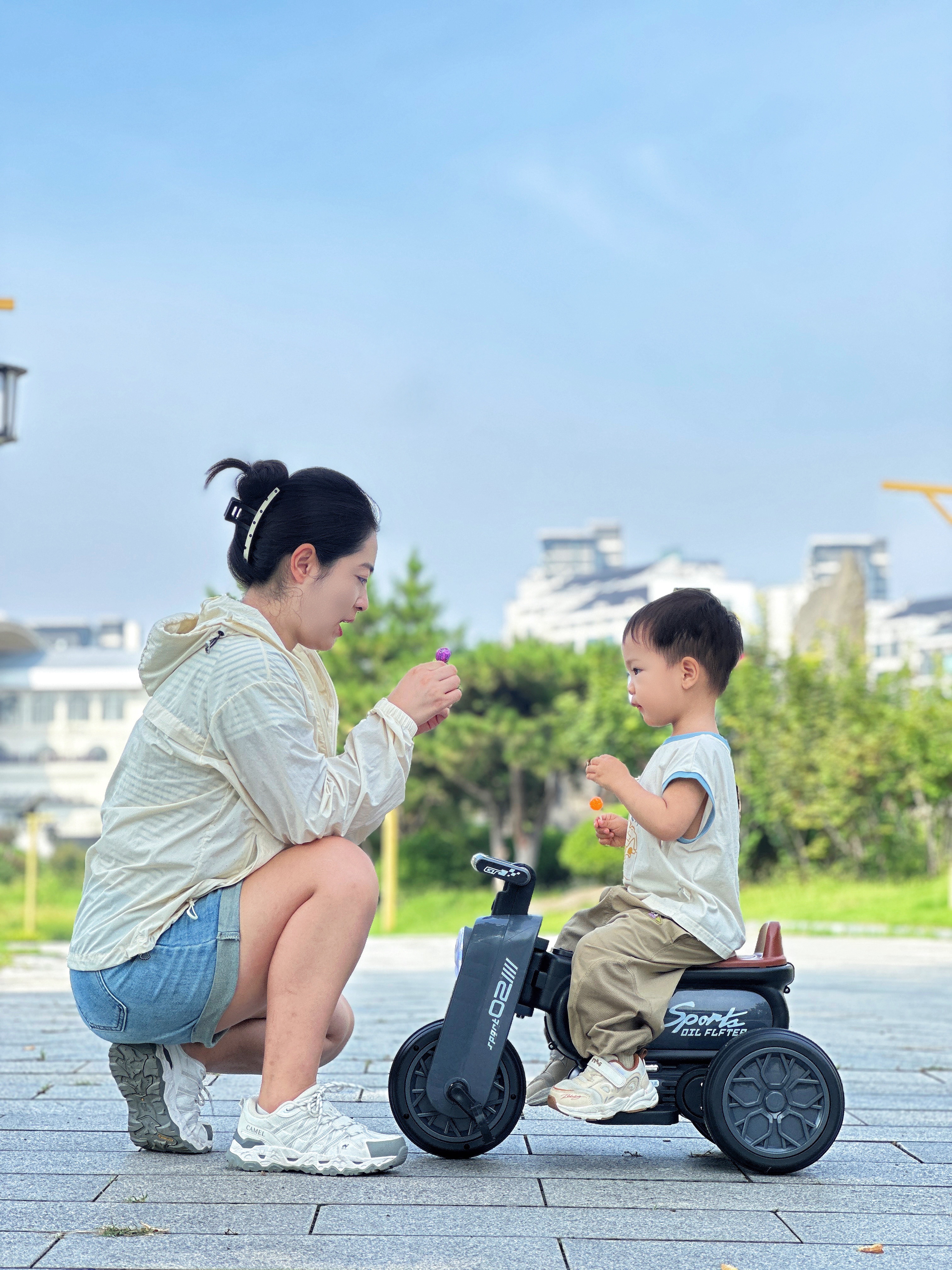 Children's electric motorcycle，Children's toy car，