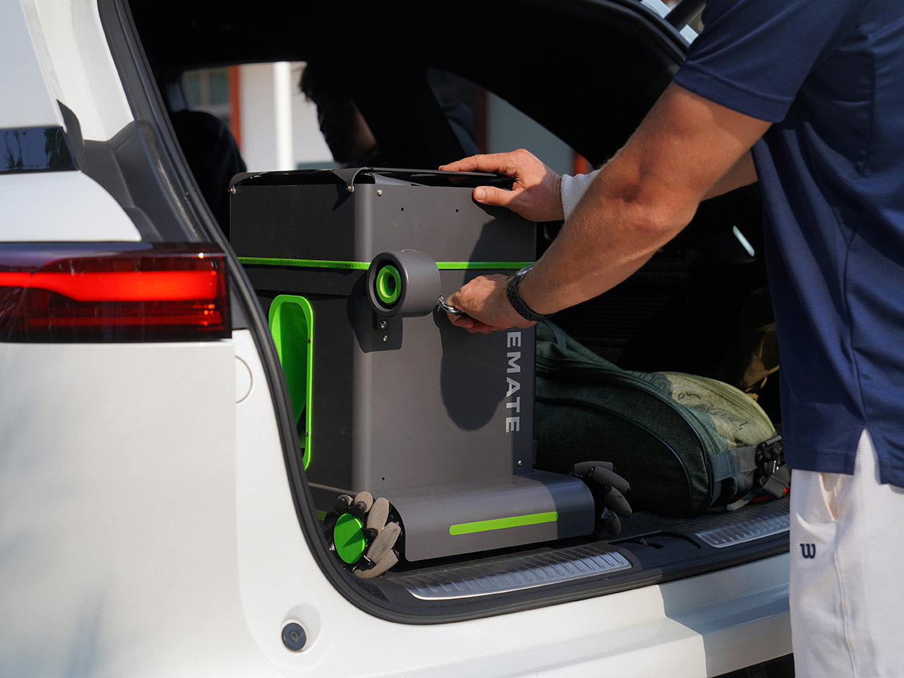 Tennis Training，AceMate，Intelligent return ball，Service machine，Rally Robot，