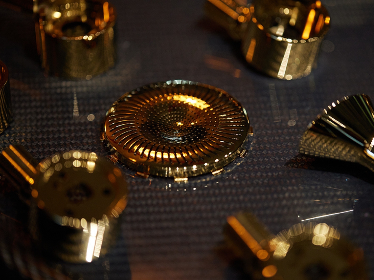 aurora，Acousto-optic integration，Intelligent atmosphere lamp，Floor lamp，Spatial Audio，