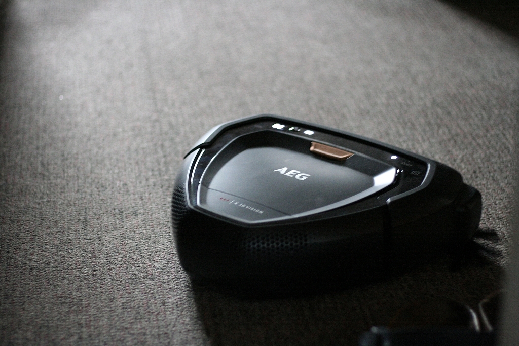Vacuum cleaner，Sweeping robot，Household Electric Appliances，AEG RX9，2018if Award，
