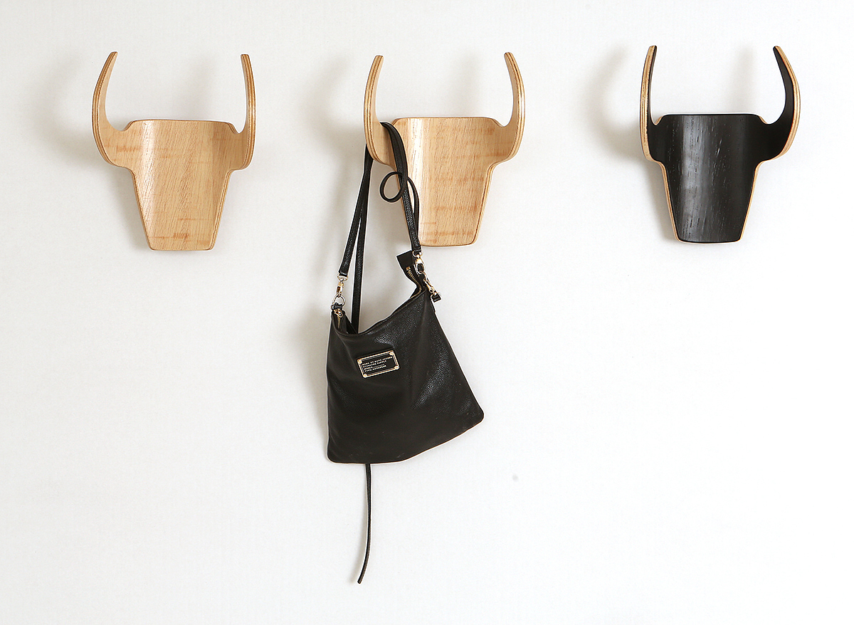 woodiness，a hook，Receive，decorate，