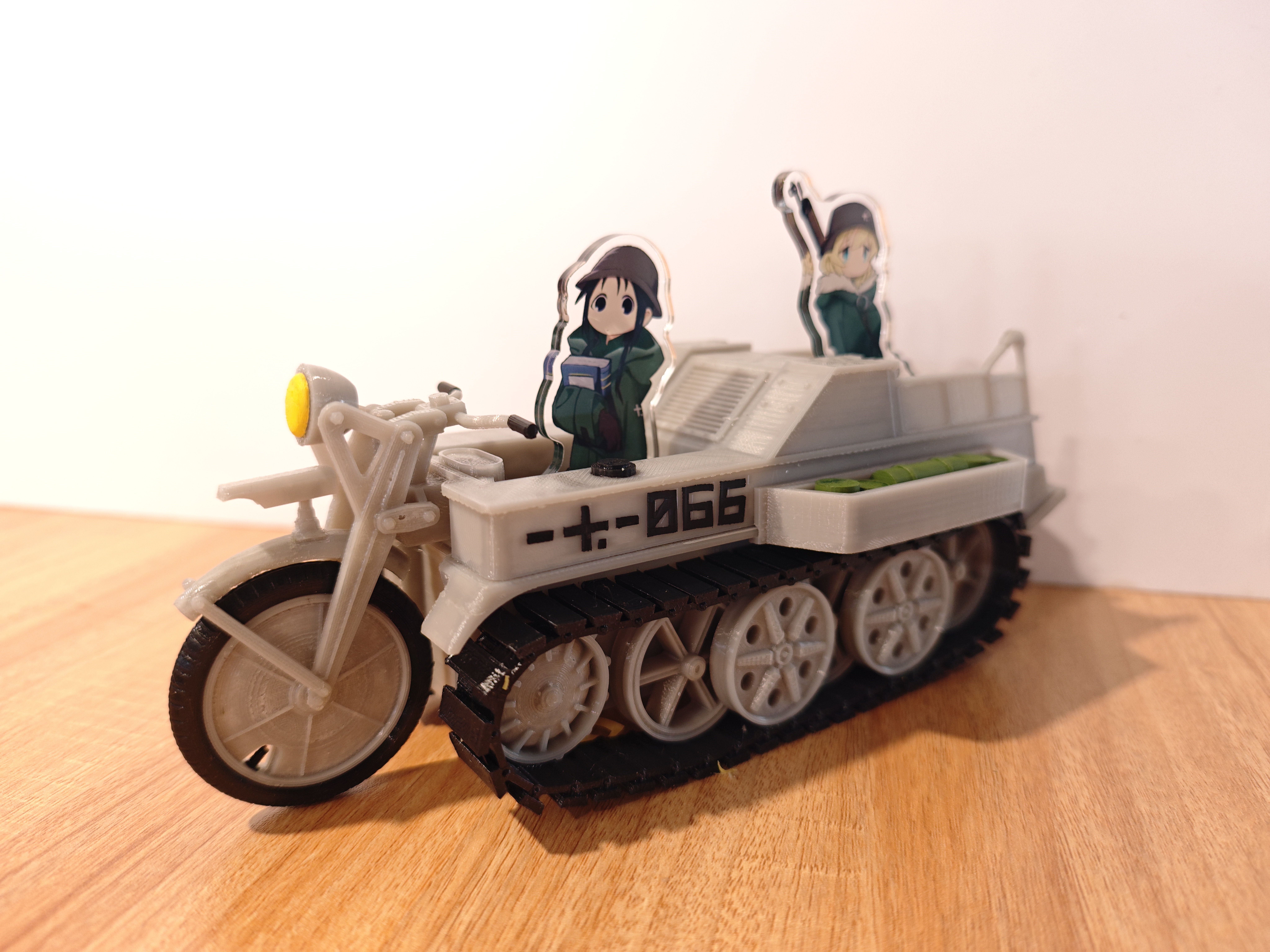 Maiden's End Travel，auto salon girls，Garage Kit，3D printing，