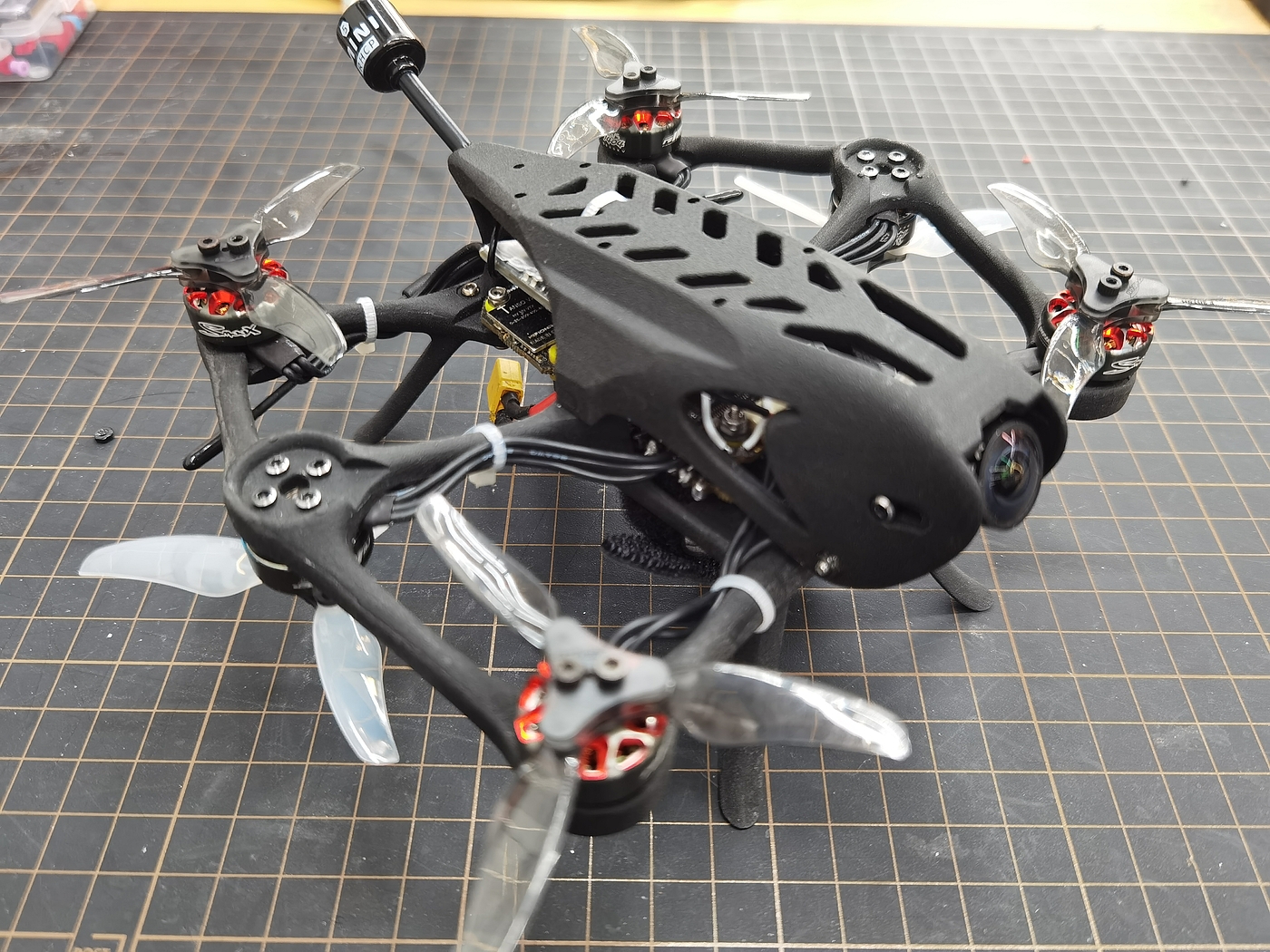 Crossing machine，FPV Crossing Machine，model airplane，UAV，
