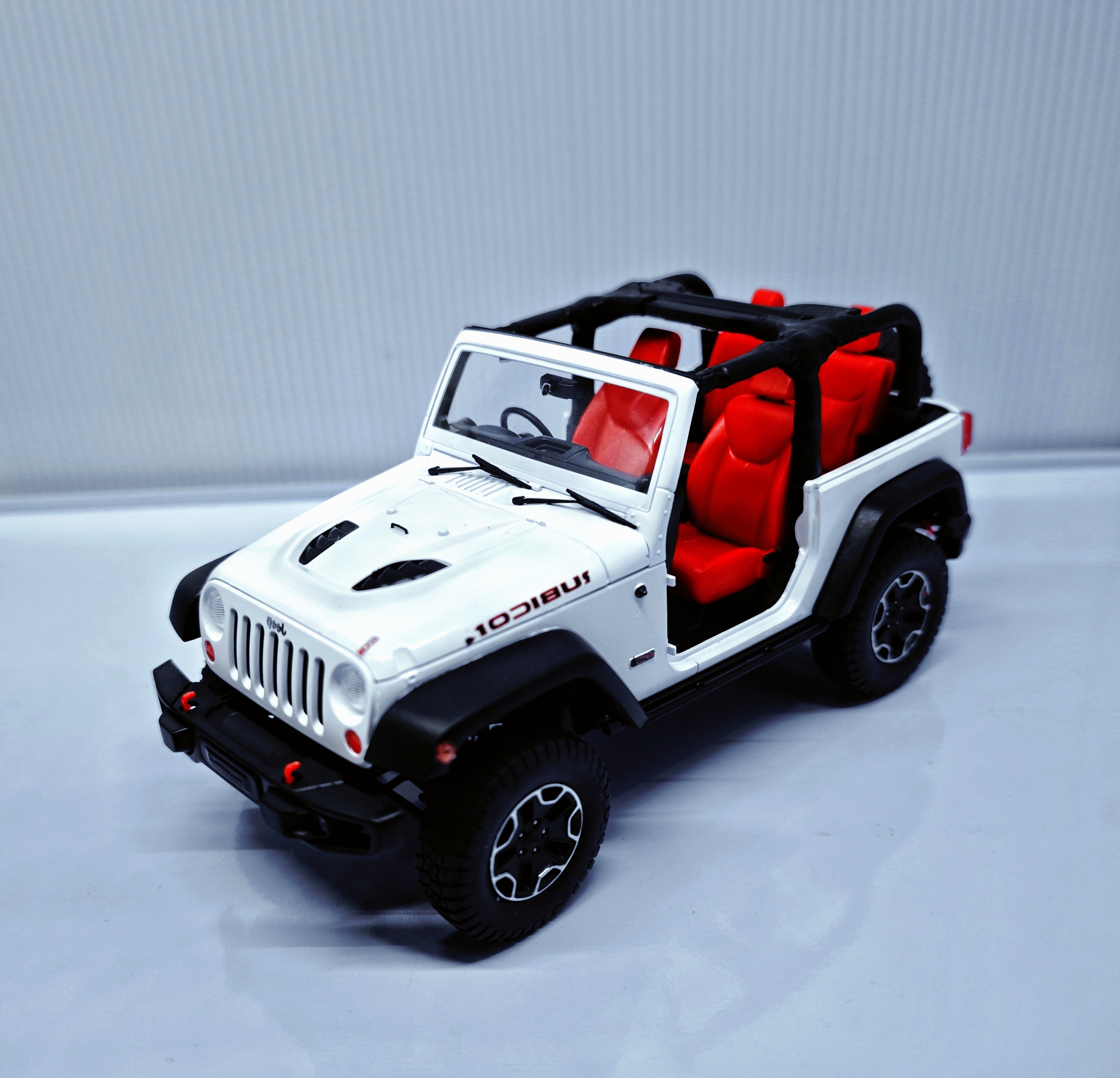 Horse Herder，jeep，auto salon girls，Model，