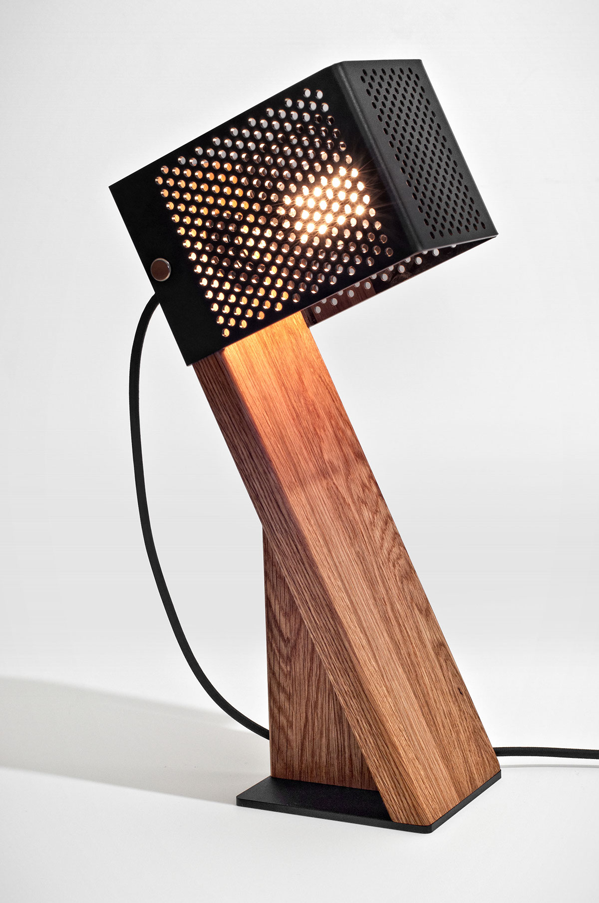 Reprint，Desk lamp，woodiness，Jonathan Dorthe，