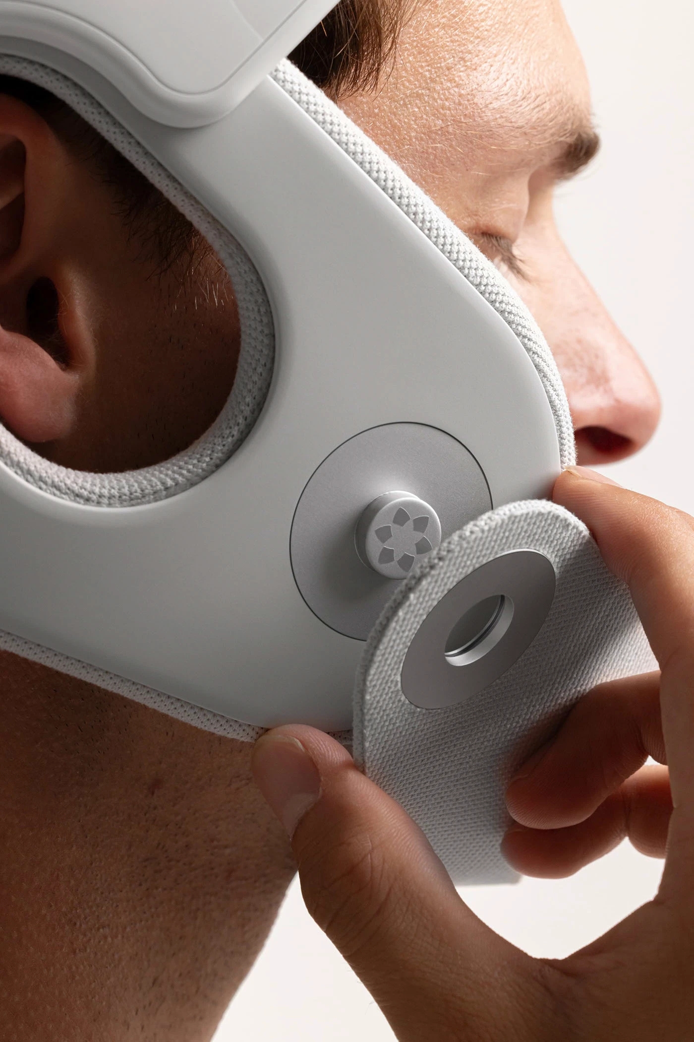 Medical health care products，wearable devices ，Medical equipment，Lily，