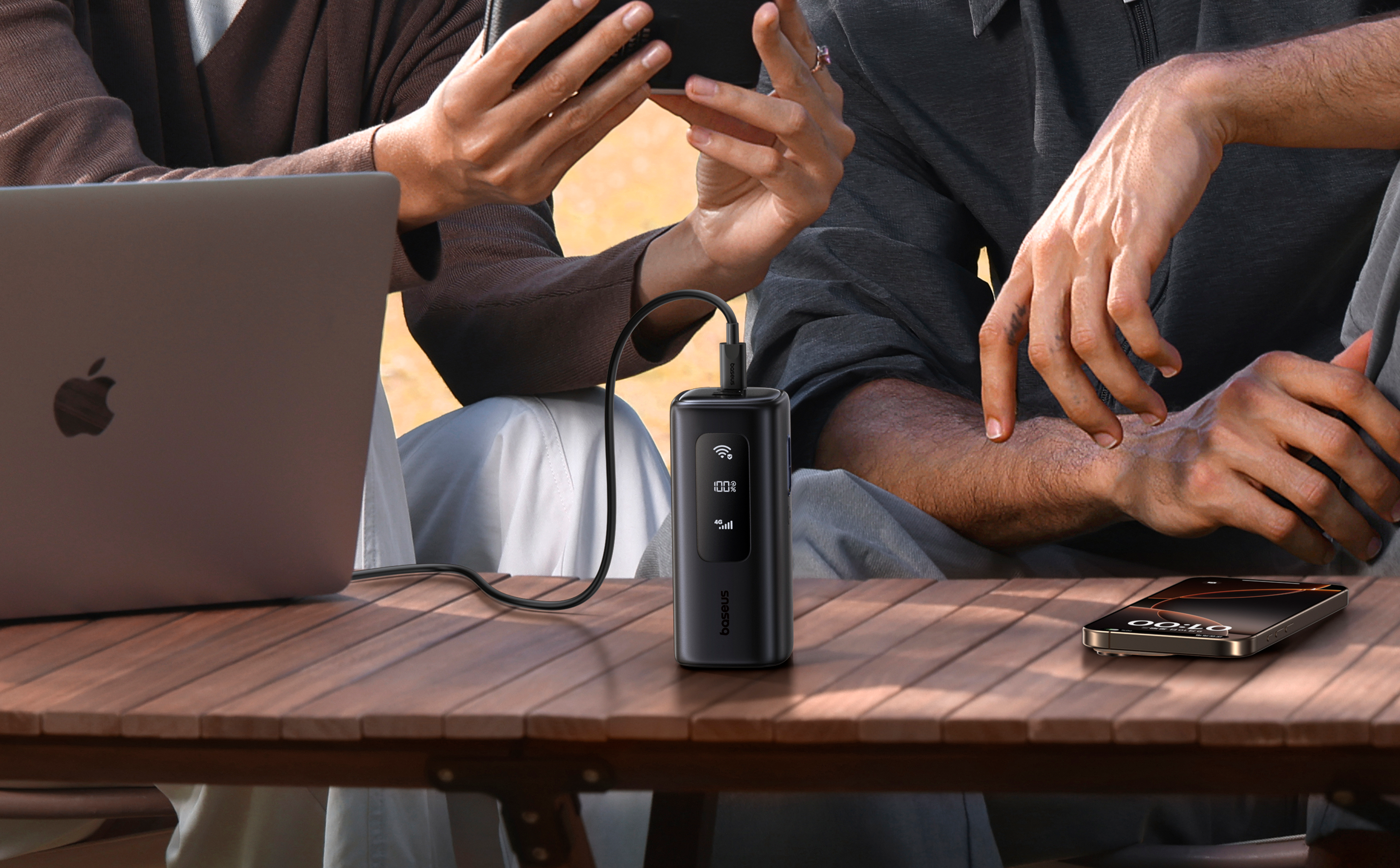 Collection of industrial design works，portable source，Golden dot award，CES Awards，CES Exhibition，Portable WiFi，Mifi，portable battery，