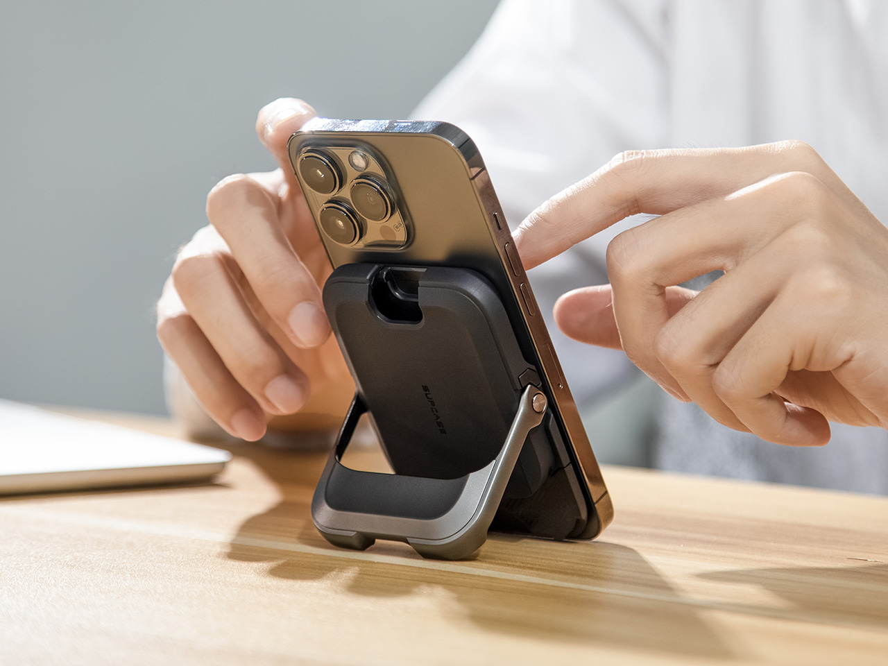 MagFlip，magnetic wallet，Digital，Electronic equipment，