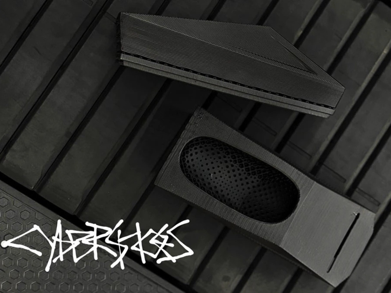 CyberShoes，conceptual design，shoes，Outdoor equipment，