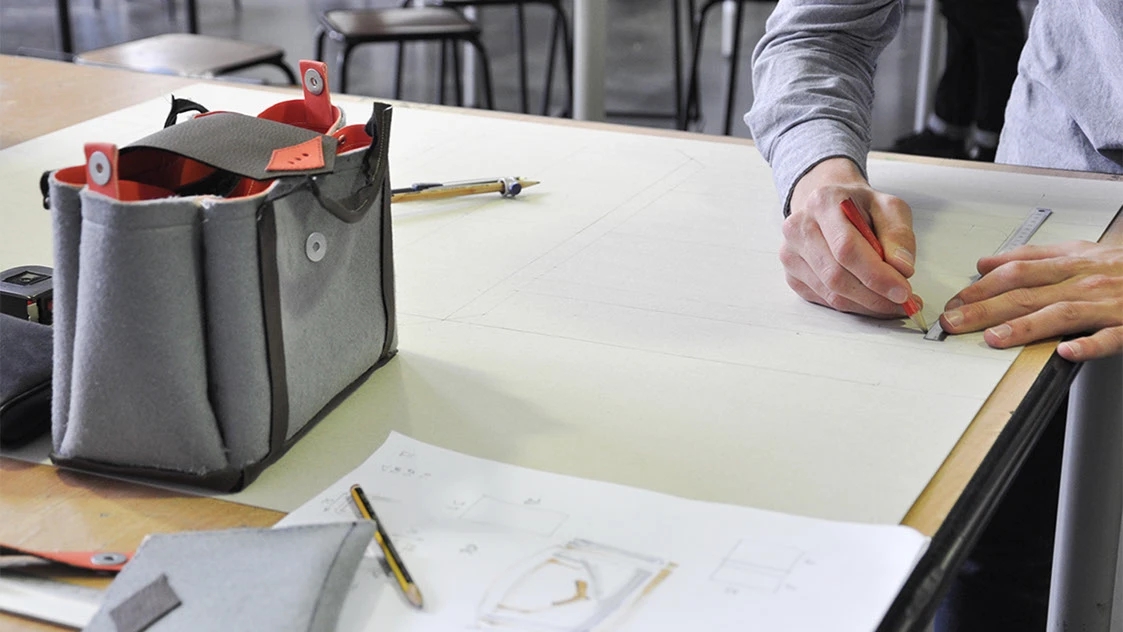 Folles journasses，knapsack，Fashion products，originality，