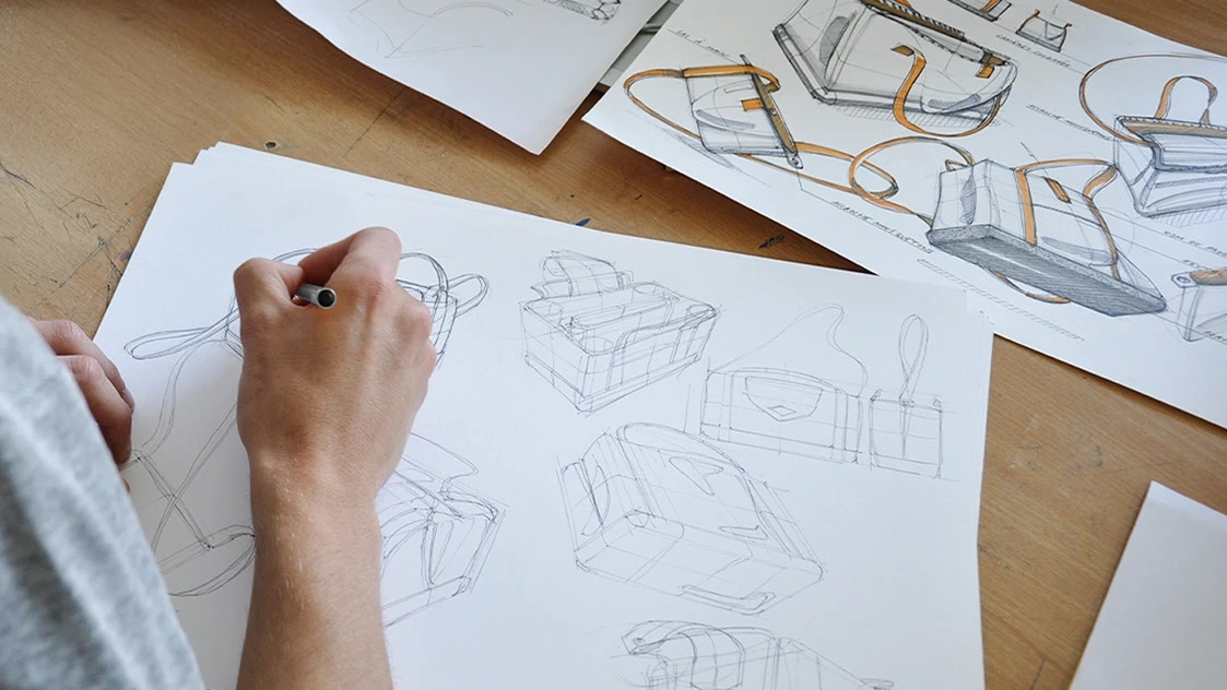 Folles journasses，knapsack，Fashion products，originality，