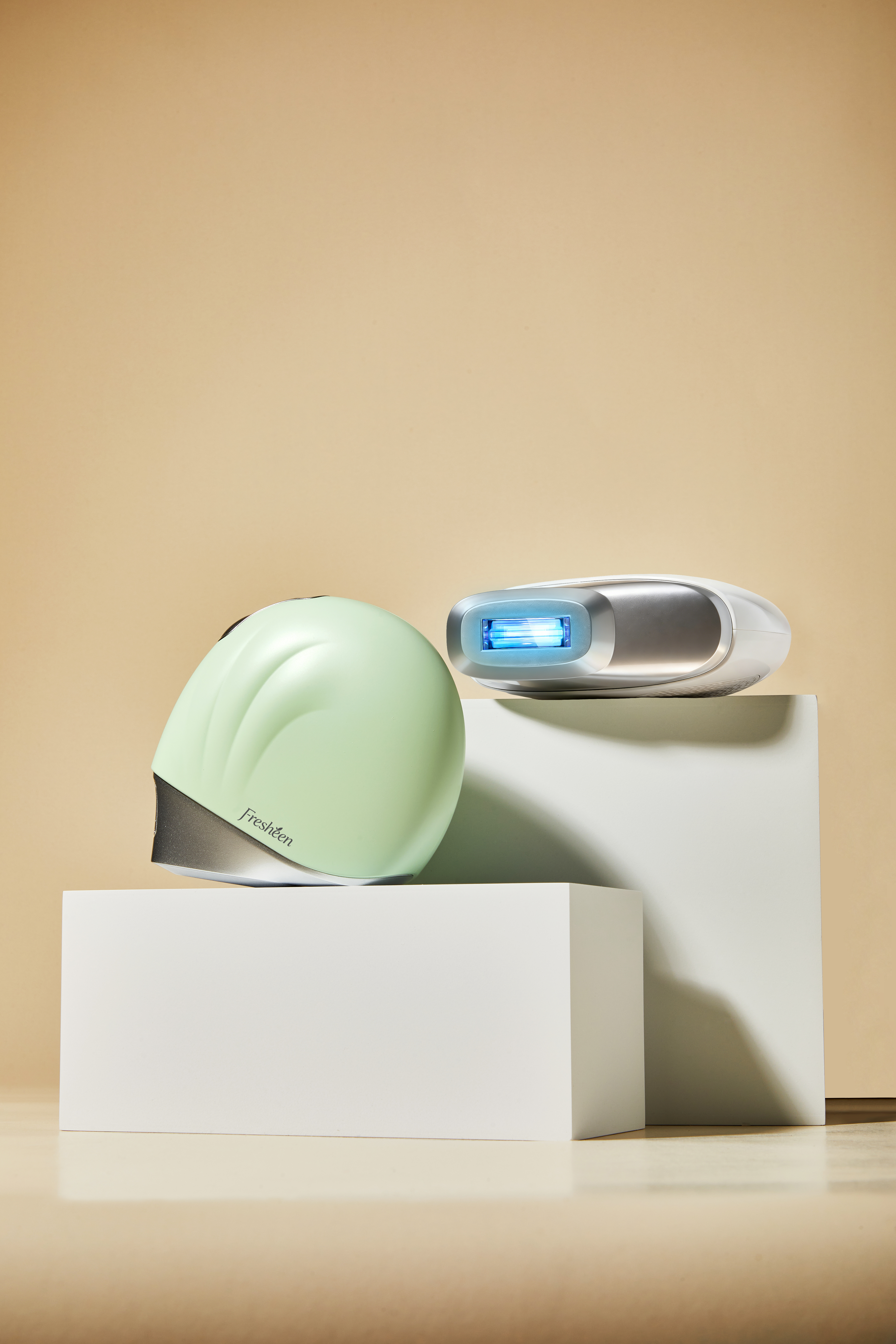 Depilatory instrument，cosmetic instrument，product design，IPL，small shell，ocean，