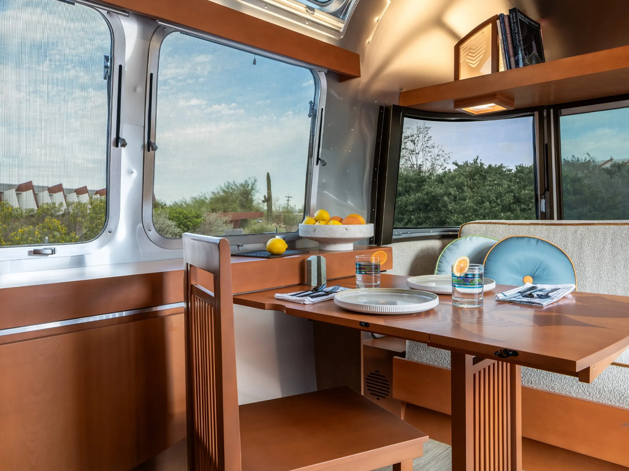 Touring car，Airstream profile，Limited Edition Travel Trailer，Functionality，Modern aesthetics，