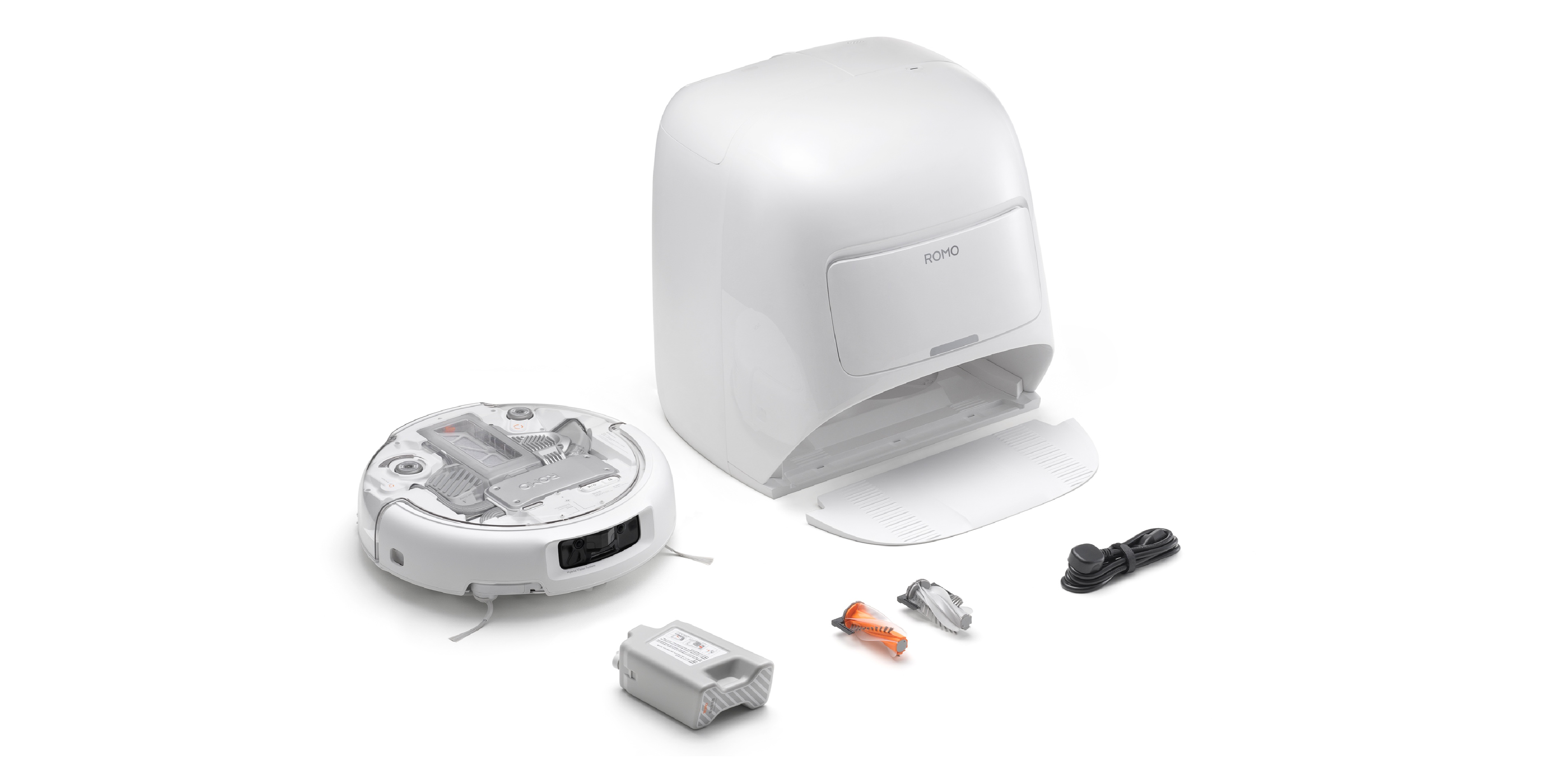 DAY，dji ，industrial design，Sweeping robot，Clean base station，transparent，