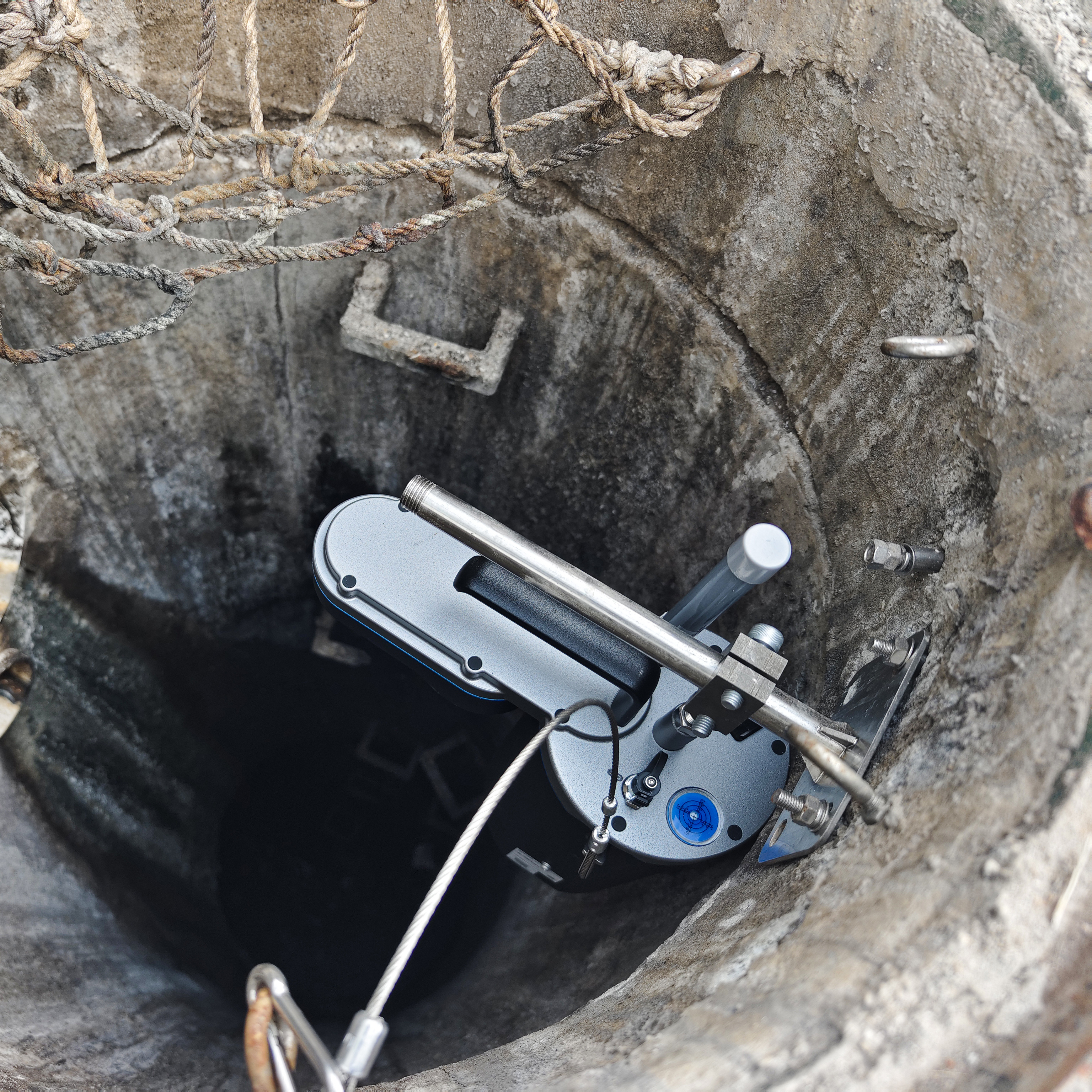 monitor，drainage pipe network，water level and water quality，gold reed，China design intelligent manufacturing Award，industrial equipment ，