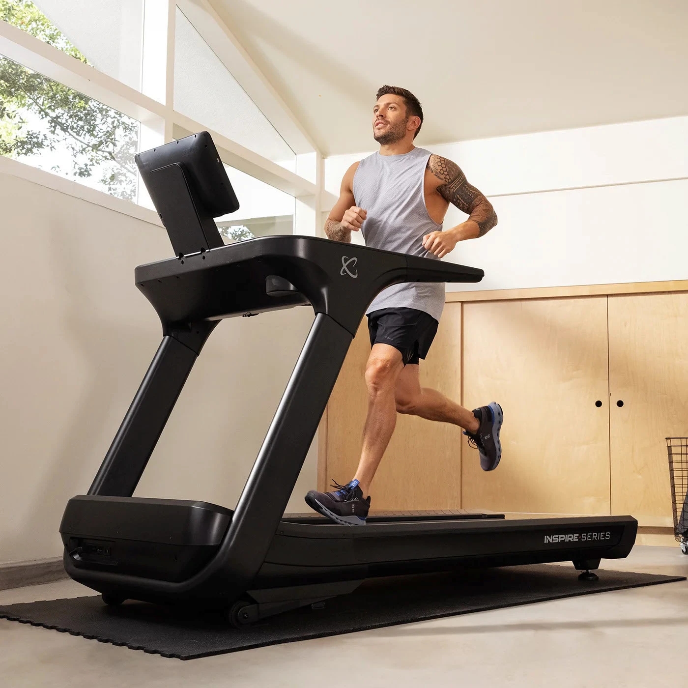 Treadmill，Fitness tools，originality，CENTR，