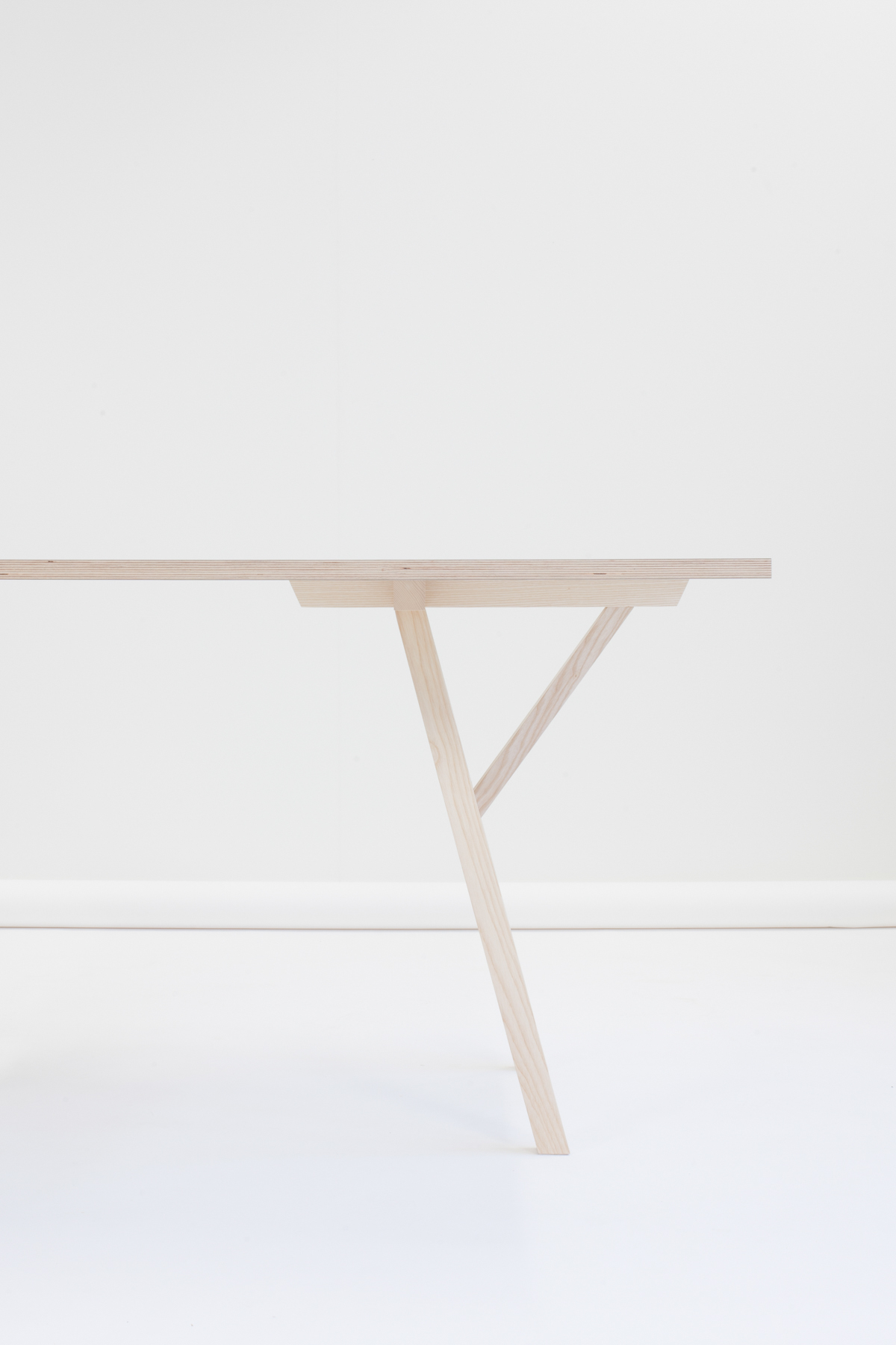 furniture，Home Furnishing，woodiness，Collection，Simplicity，