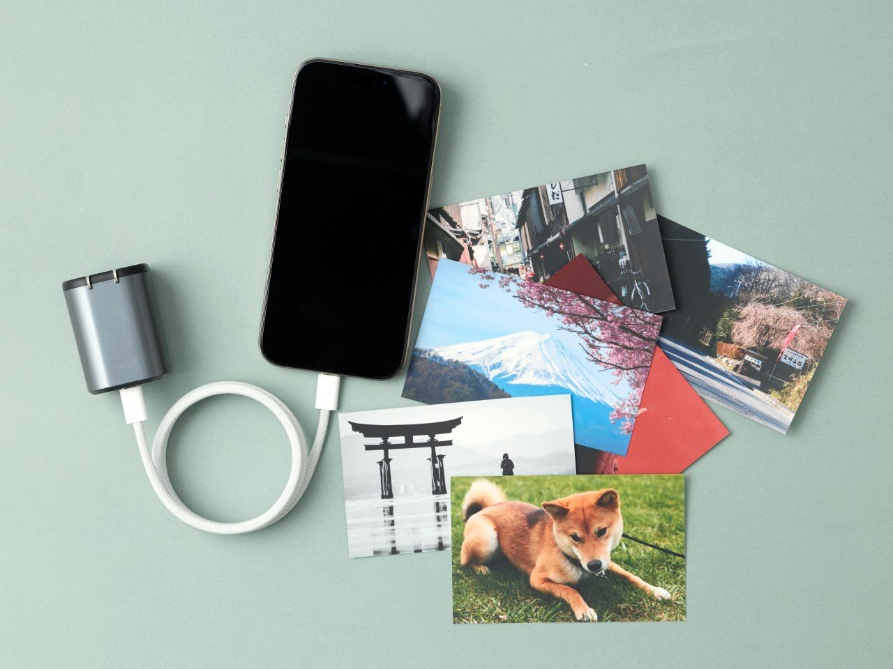 Charger，Can be backed up，2TB，data security，Travel artifact，