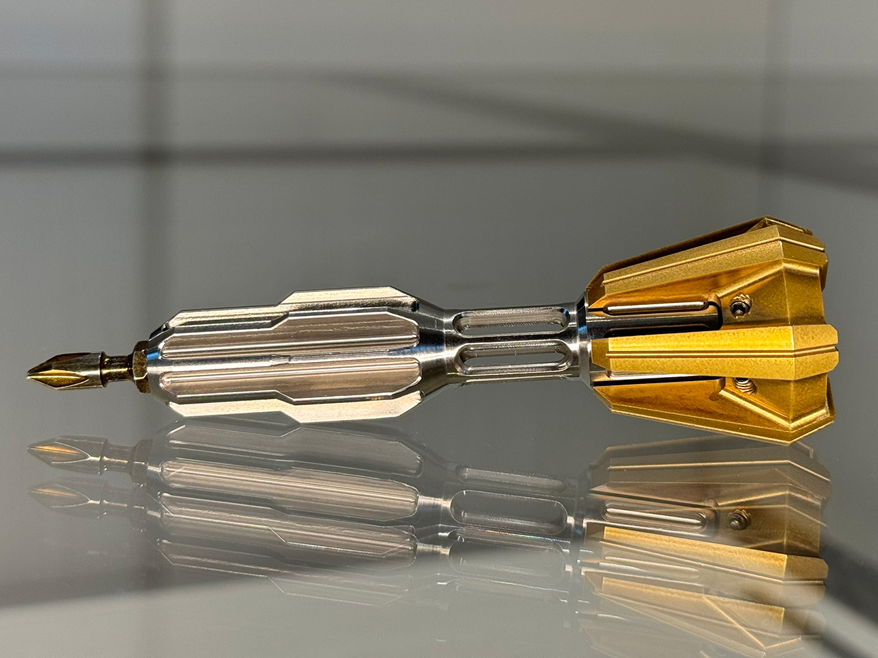 Luxury Screwdriver，Hand tools，EDC equipment，Ingenuity Design，